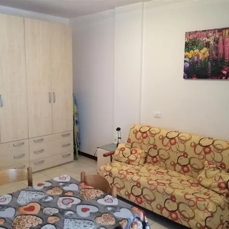 Sea View Flat In For Four Guests Bibione