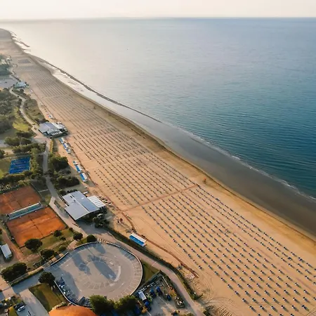 Sea View Flat In For Four Guests Bibione